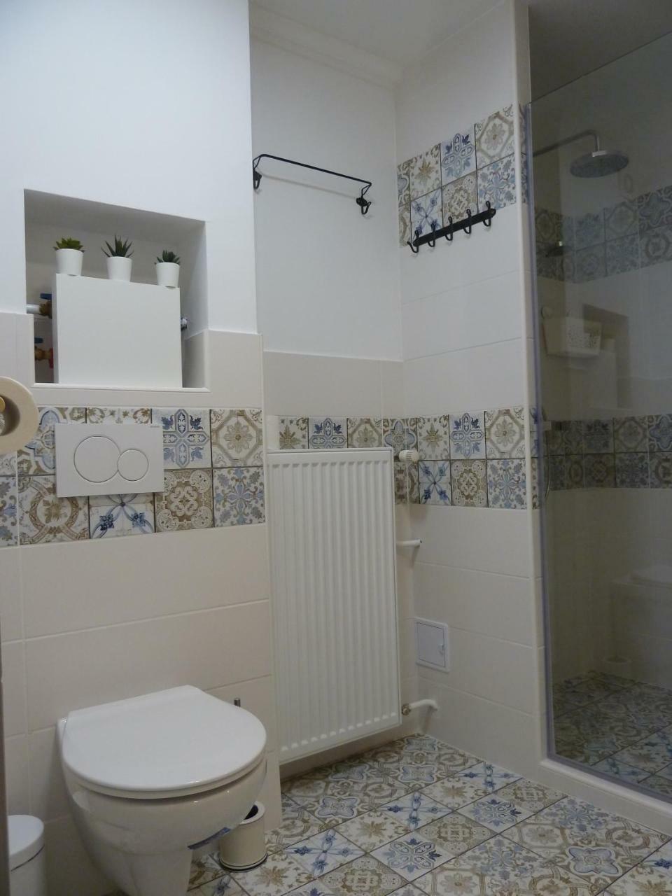 Kossuth Apartmanok Debrecen Esterno foto
