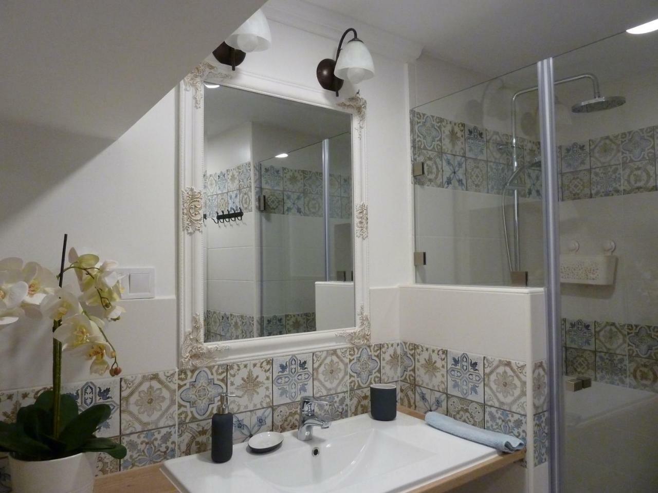 Kossuth Apartmanok Debrecen Esterno foto